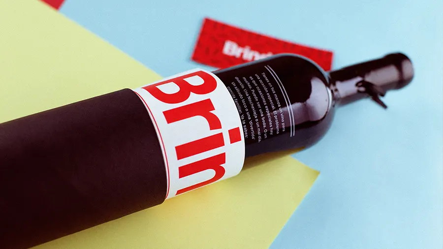 Ejemplo de personalización de etiqueta de vino