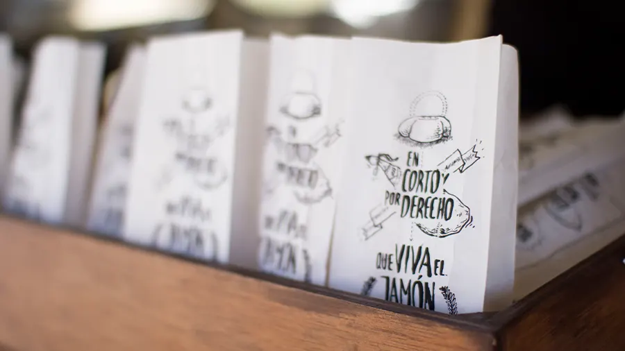 Ilustraciones personalizadas para el packaging de la campaña publicitaria de jamón ibérico