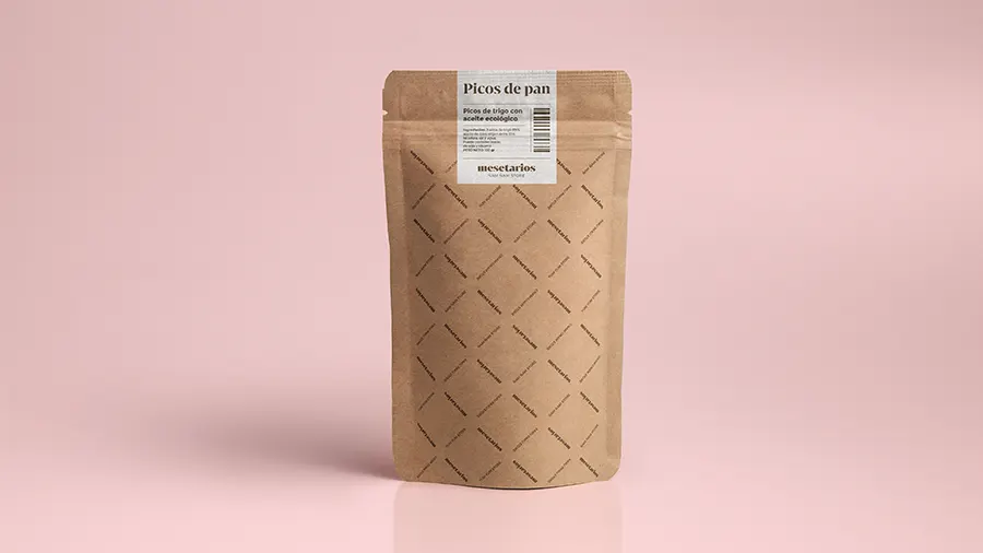 Elección de colores y aplicaciones de decoración en tienda física para marca gourmet