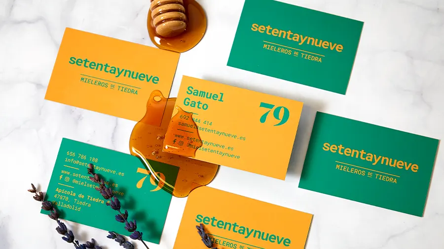 Elección novedosa de colores acorde al producto y al propósito de la marca